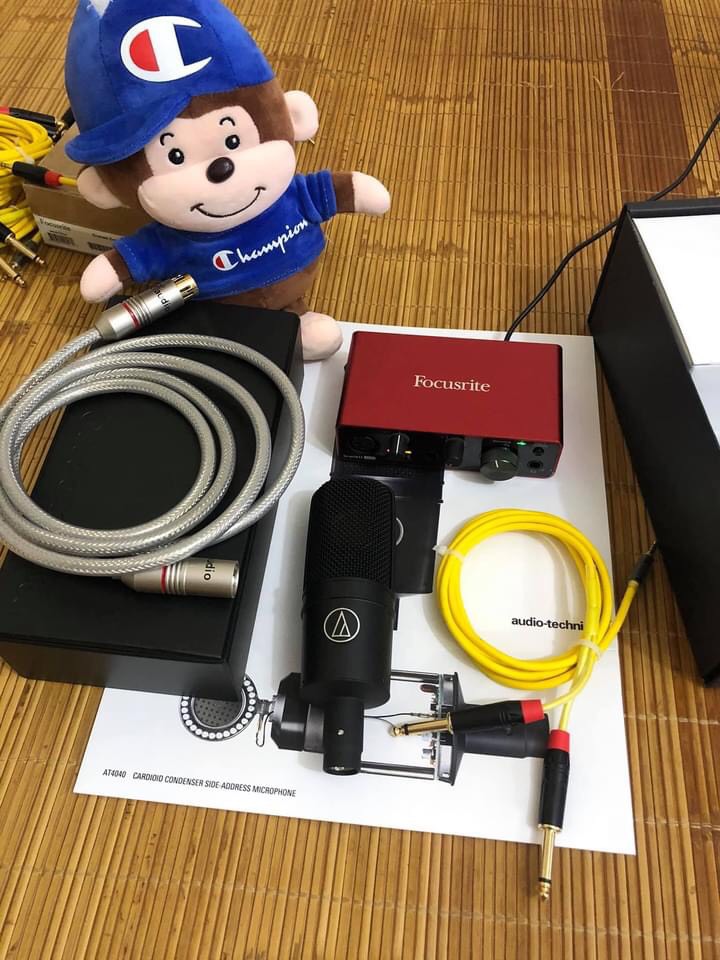 Combo Micro thu âm AT4040 + Sound card Focusrite Solo Gen 3